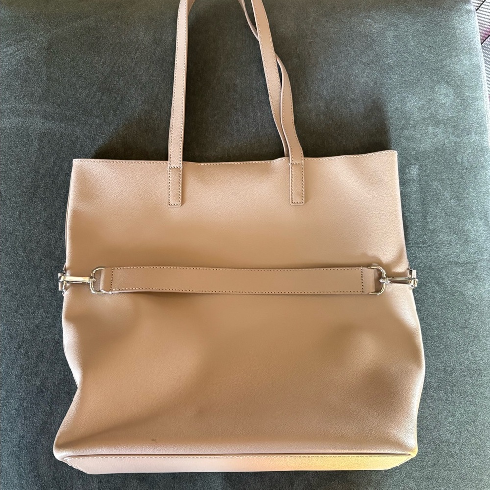 Away Beige Women's Tote Bag - Picture 2 of 3